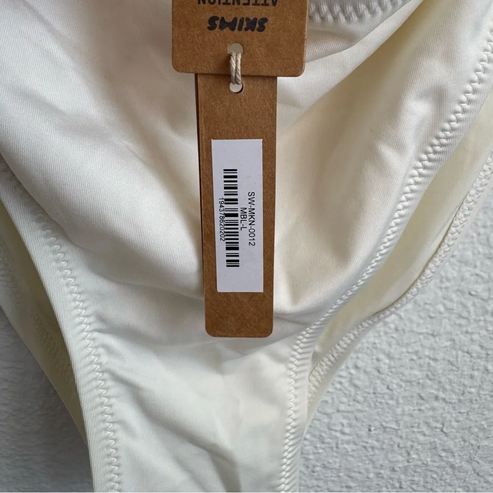 Skims Monokini Cut-Out One Piece Swimsuit – Marble White (Size L) NWT - Picture 5 of 6